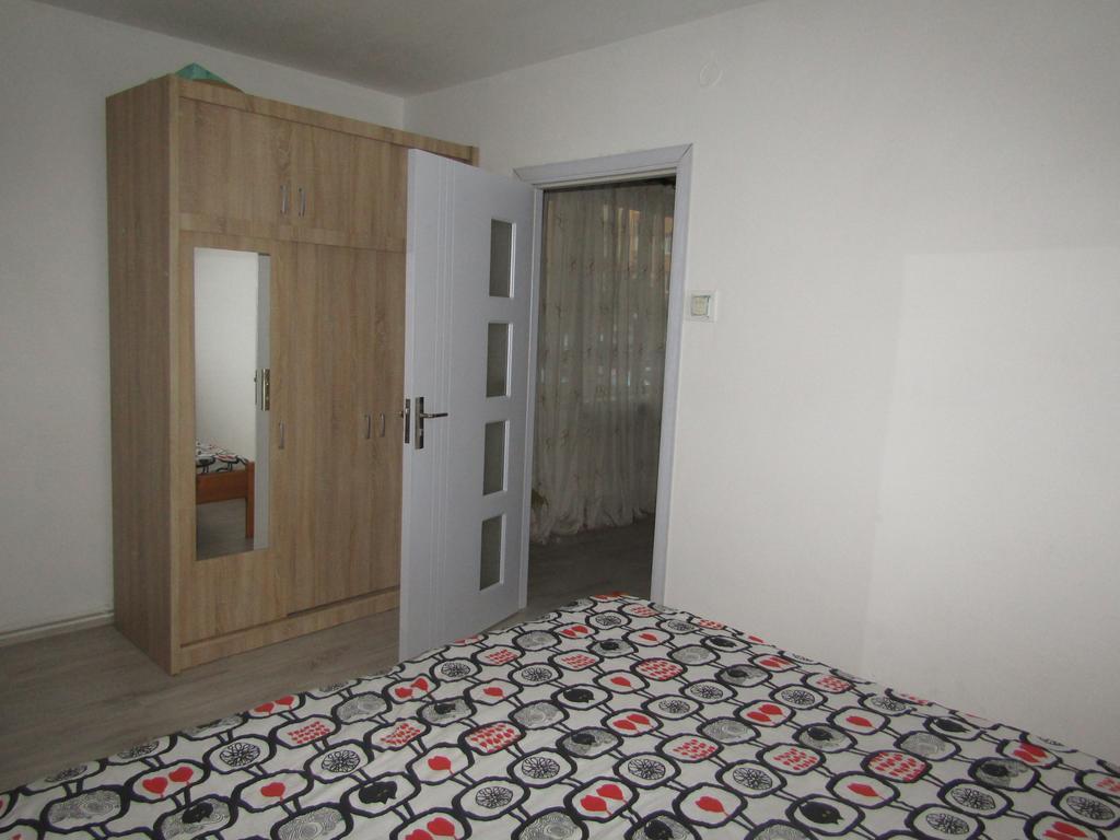 Gina Apartament Appartamento Sibiu Esterno foto