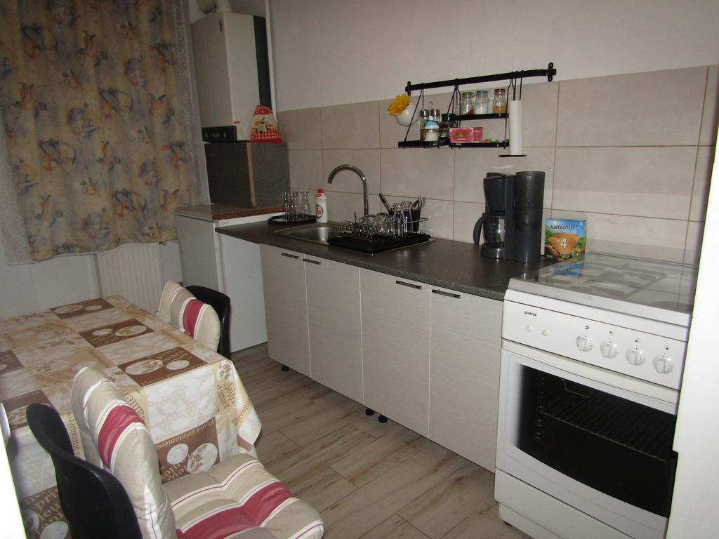 Gina Apartament Appartamento Sibiu Esterno foto
